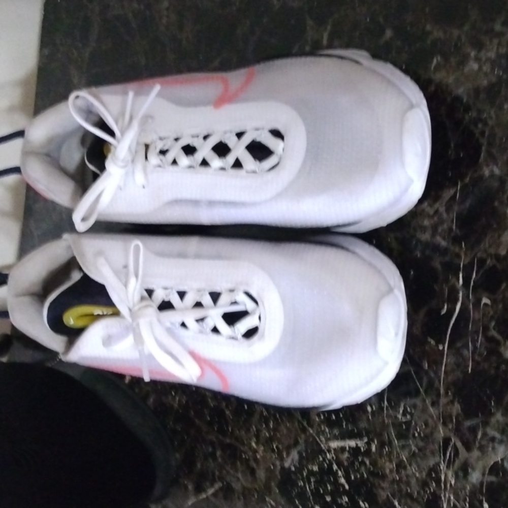 Shoes - Picture 2 of 2